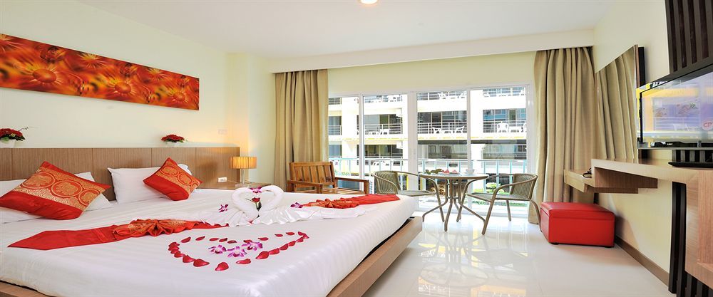 Pimrada Hotel Patong Екстер'єр фото