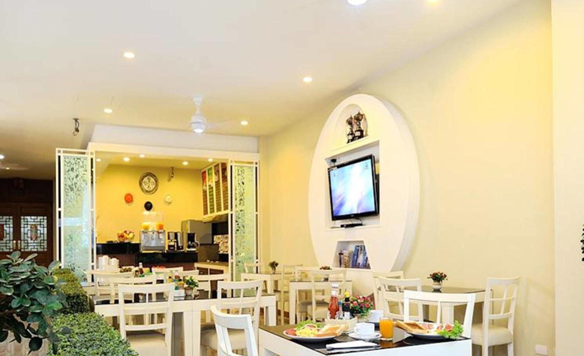 Pimrada Hotel Patong Екстер'єр фото