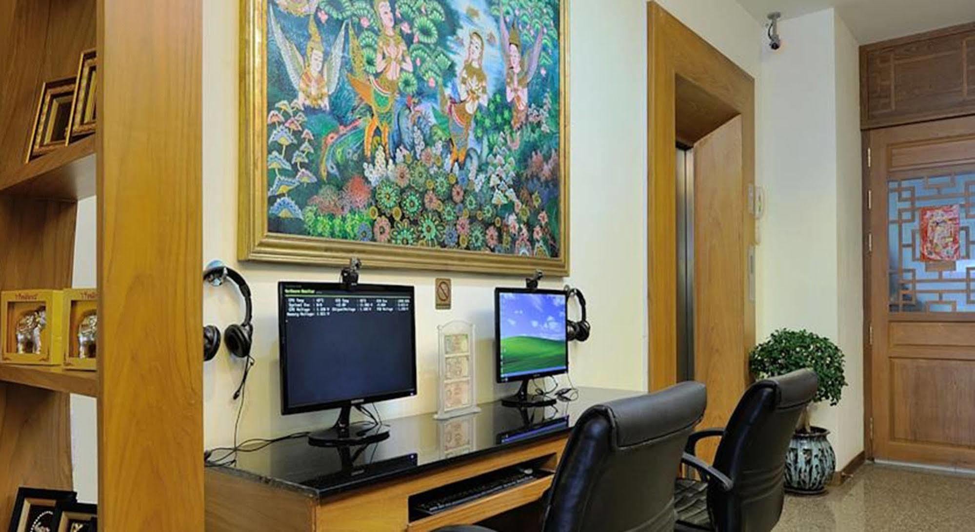 Pimrada Hotel Patong Екстер'єр фото