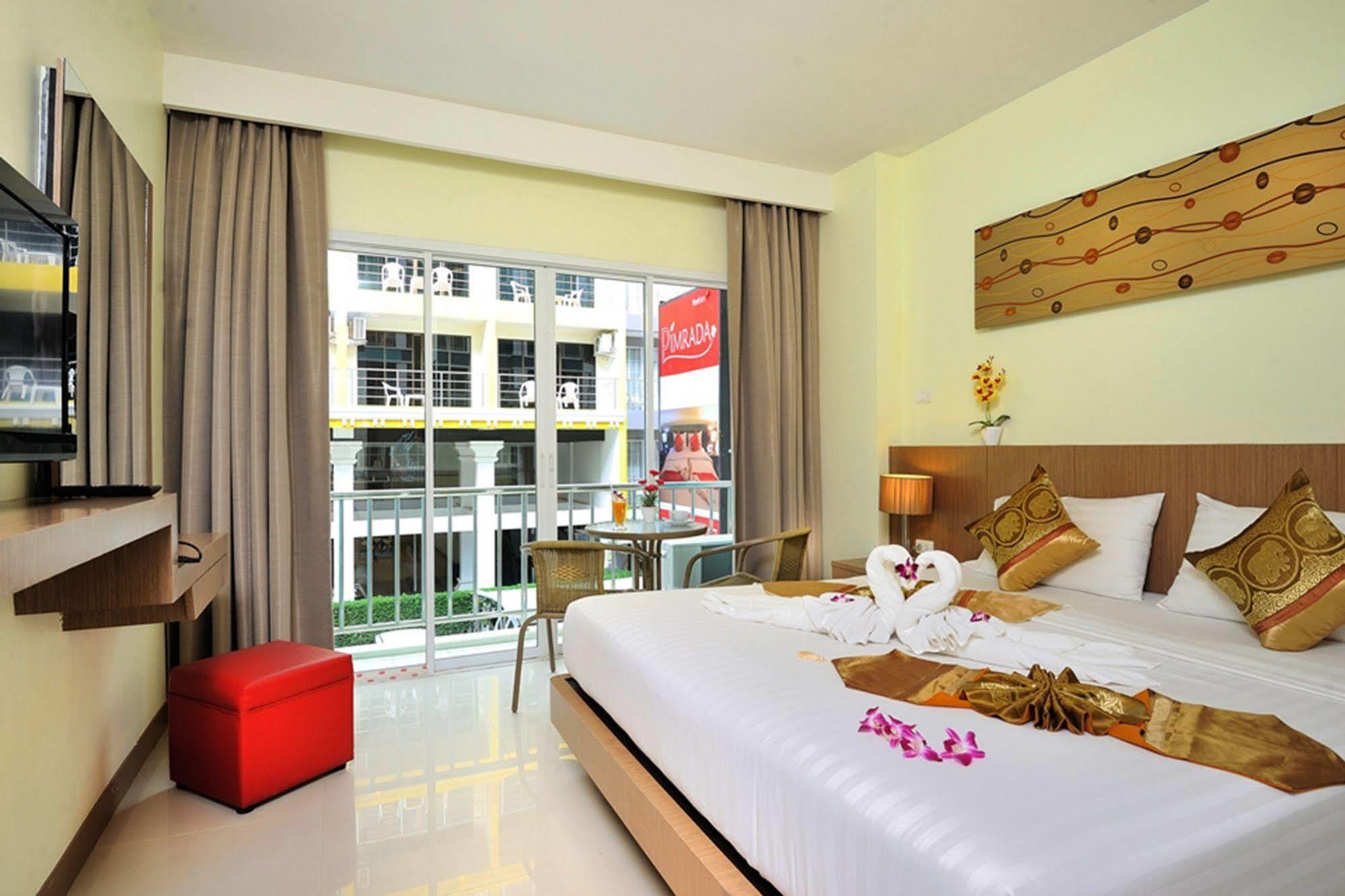 Pimrada Hotel Patong Екстер'єр фото